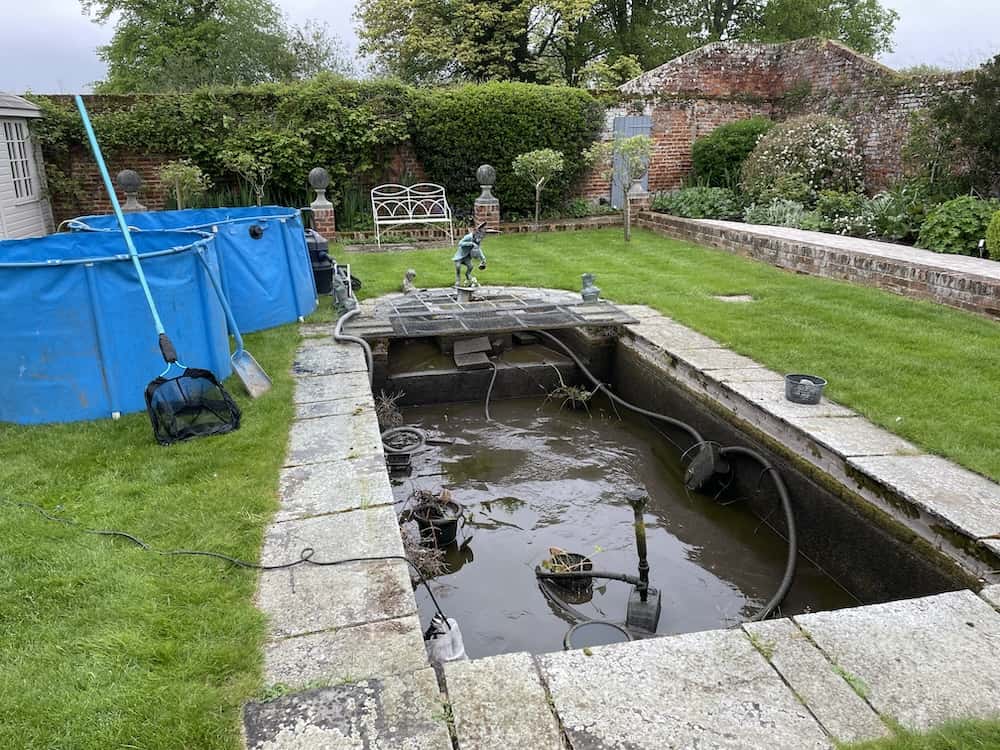 Pond cleaning services in Sudbury, Suffolk, CO10